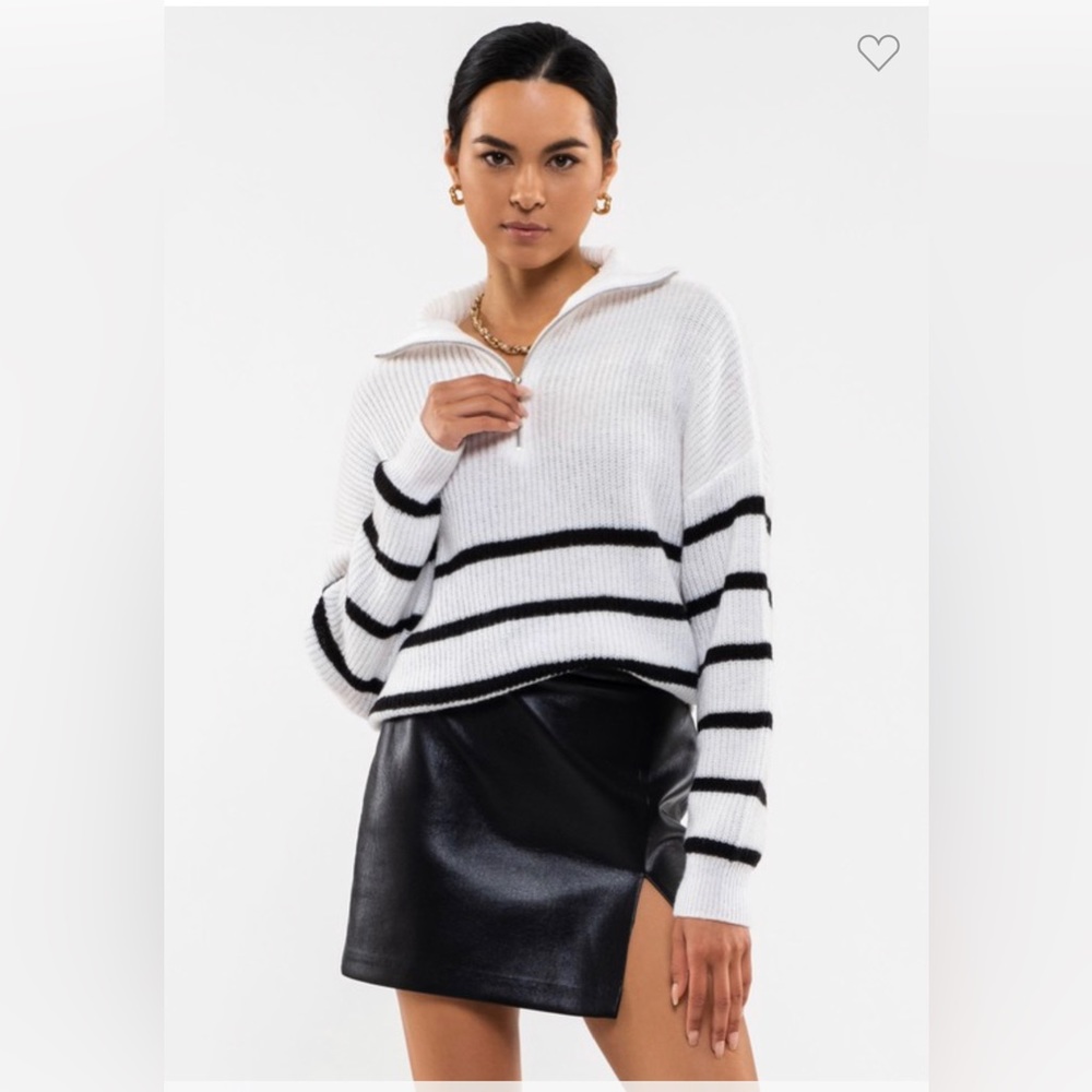 Katye Striped Half Zip Saeater In white
